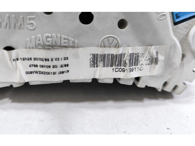 Přístrojová deska Volkswagen New Beetle 1999 1C0919911C