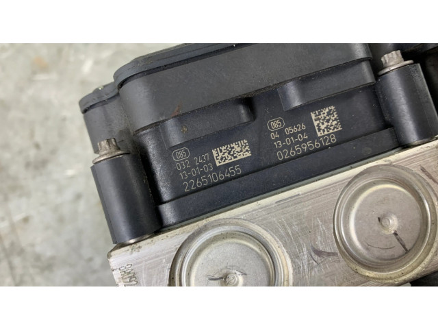 Блок АБС V13T1GG3, 330121964   Honda  CR-V  2013-2016 года