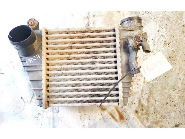 Интеркулер 862328x, 1j0145803a Volkswagen Golf IV