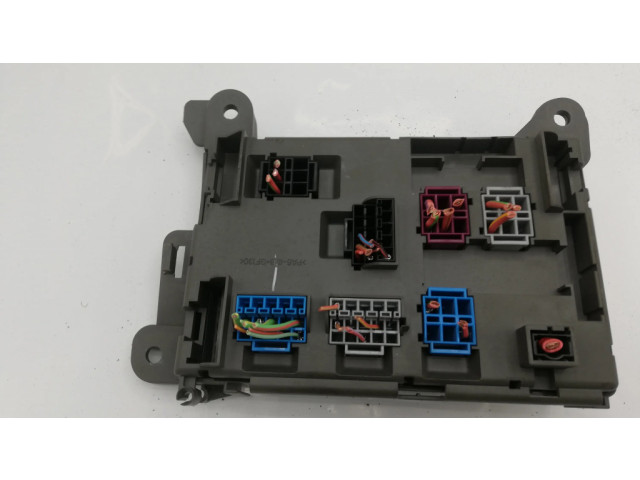 Pojistková skříňka 518954021A, 693168704 BMW X5 E70 2009