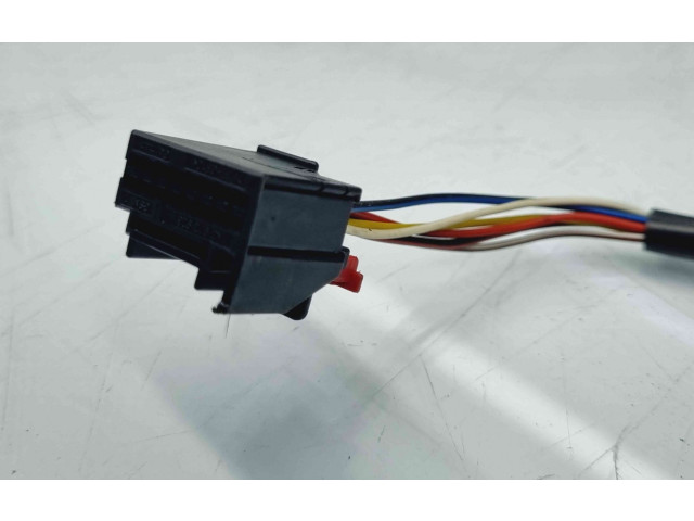 Зеркало электрическое        Volkswagen PASSAT B6  2005 - 2010 года   