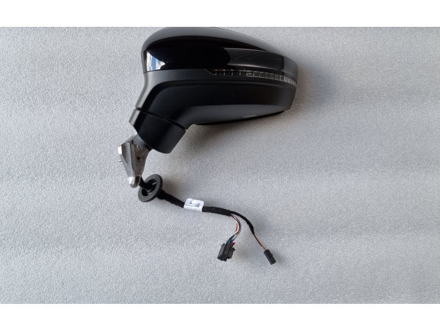 Zpětné zrcátko  Volkswagen Tiguan 2023  5NC857501  