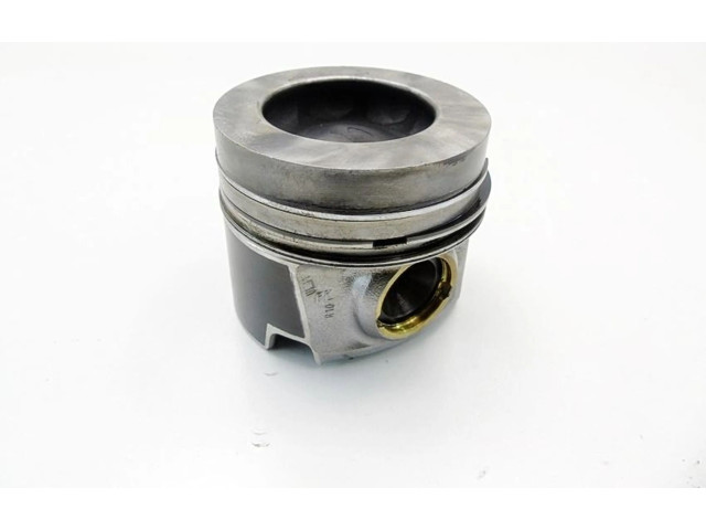 Поршень 81L155 Audi A6 C7