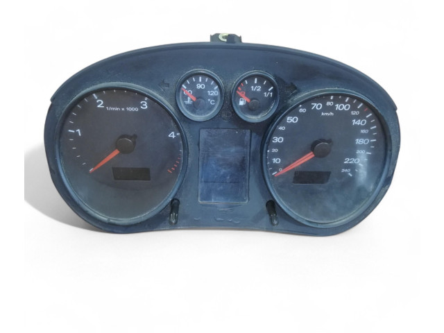 Панель приборов 8Z0920900, 8Z0920900 Audi A2