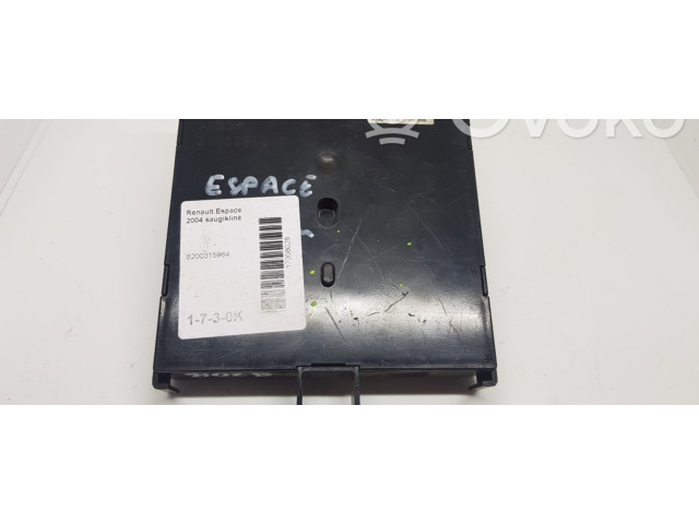 Pojistková skříňka 8200315964 Renault Laguna II 2002