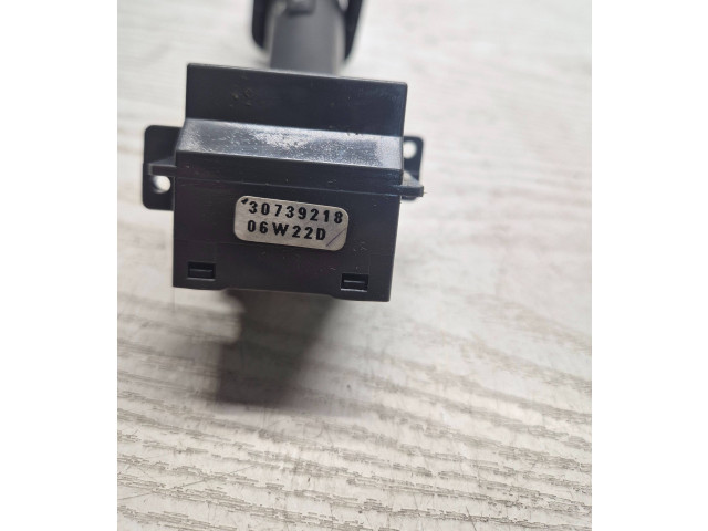 Ручка стеклоочистителей 30739218, 06W22D   Volvo V70