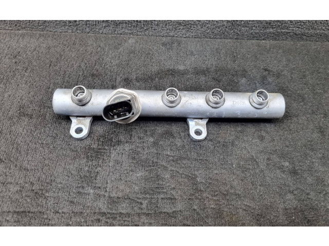 Vstřikovací lišta 059130089AB, 059130758E   Audi Q7 4L     