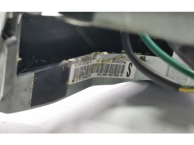 Volant Toyota Avensis T270 2012 4510005760A, 2137L004825