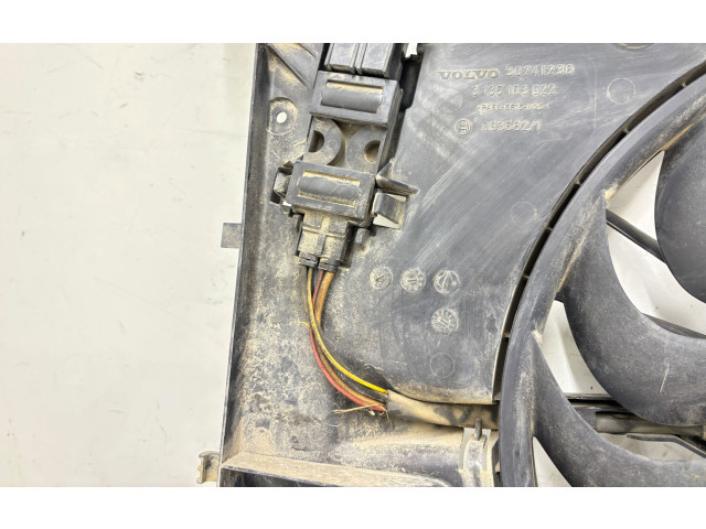 Электрический вентилятор радиаторов  30741144   Volvo V70 