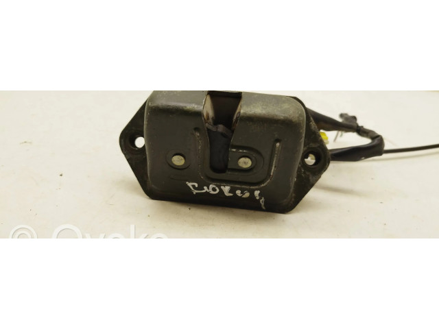 Zámek zadních dveří Subaru Forester SG 2004