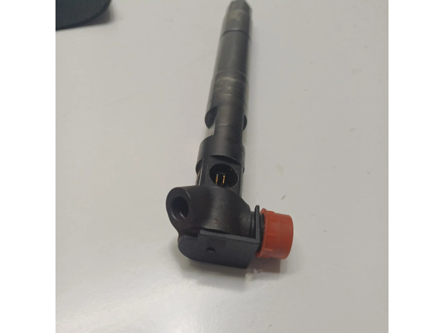 Vstřikovač A6510704987 Mercedes-Benz GLK (X204) pro naftový motor 2.2