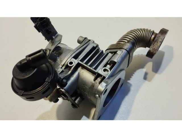 Масляный насос 46817373 Alfa Romeo 147 1.9