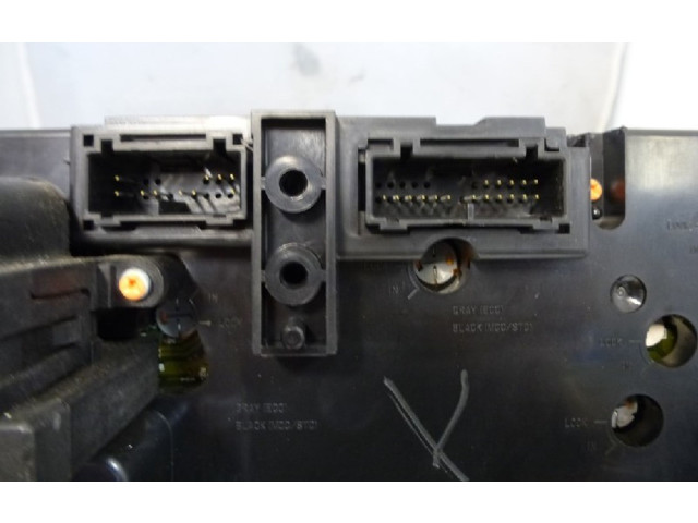 Блок управления климат-контролем 8682930, 8682930   Volvo V70