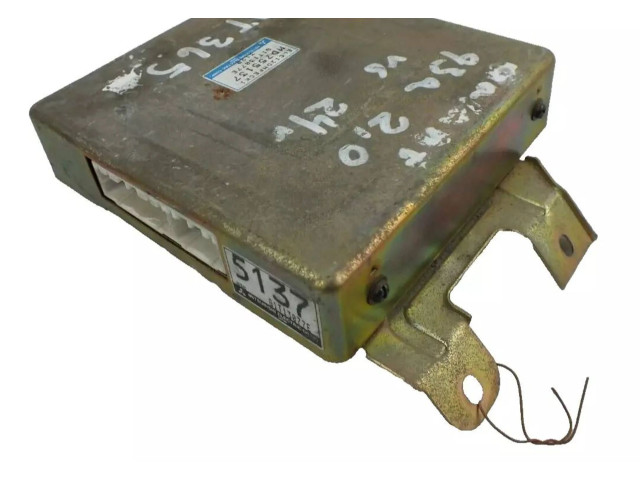 Блок управления двигателя MD755137, G1T13077E Mitsubishi Galant