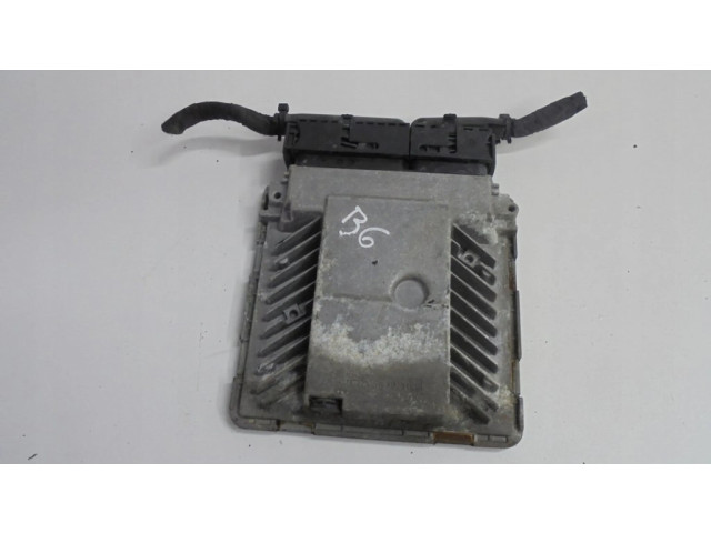 Řídící jednotka 03G906018FG Volkswagen PASSAT B6 2007