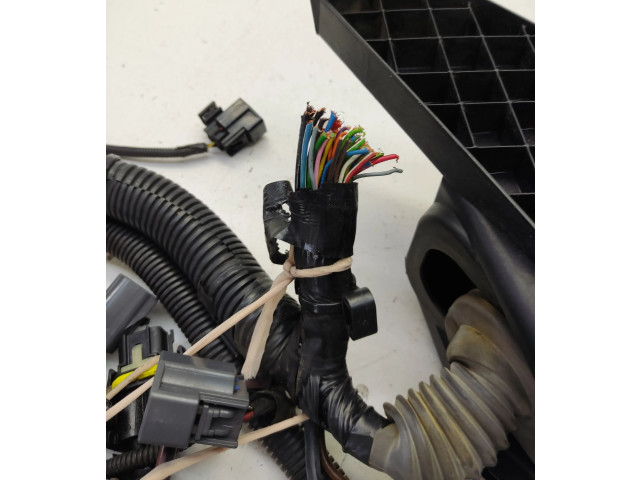 Блок предохранителей  30728132, 30728133   Volvo XC90    