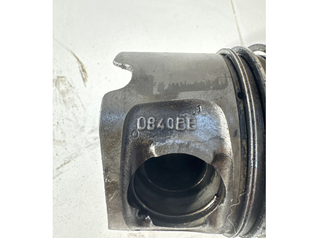 Píst 0840BB BMW 1 F20 F21 N47D20C