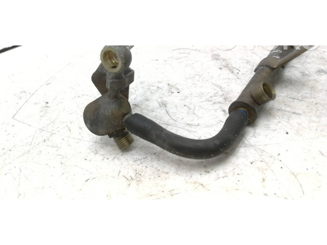 Топливная рампа Alfa Romeo 166 для двигателя 936A2000 02