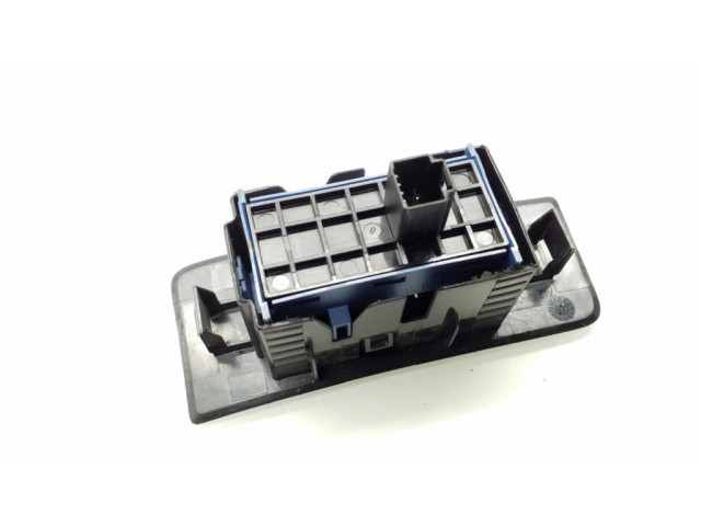 Включатель электрических окон