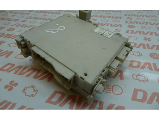   Pojistková skříňka 82670-30250   Lexus GS 300 350 430 450H 2011