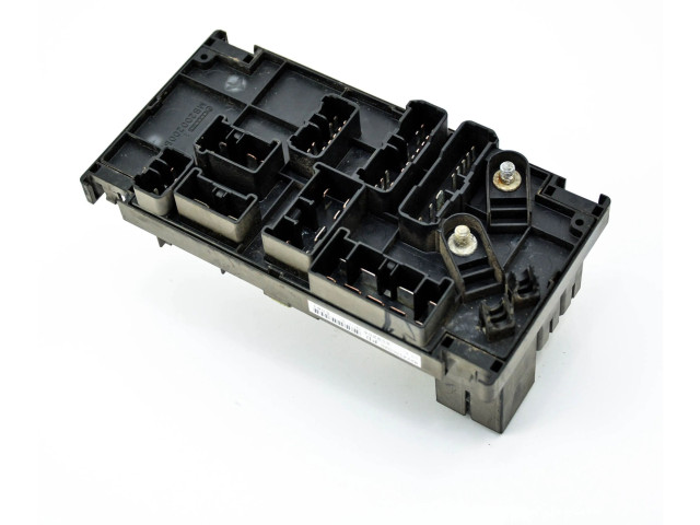 Блок предохранителей 82241SC020, MB100200B   Subaru Forester SH    