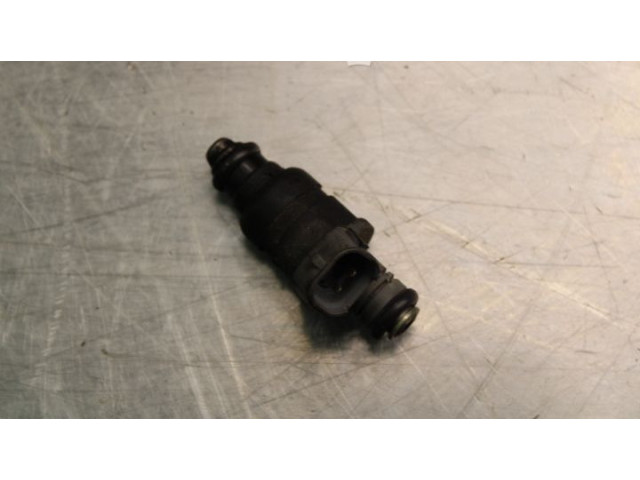 Форсунка 06A90603IBT Audi A3 S3 8P BSE