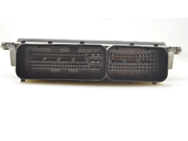 Блок управления двигателя 03L906023LN   Skoda Rapid (NH)