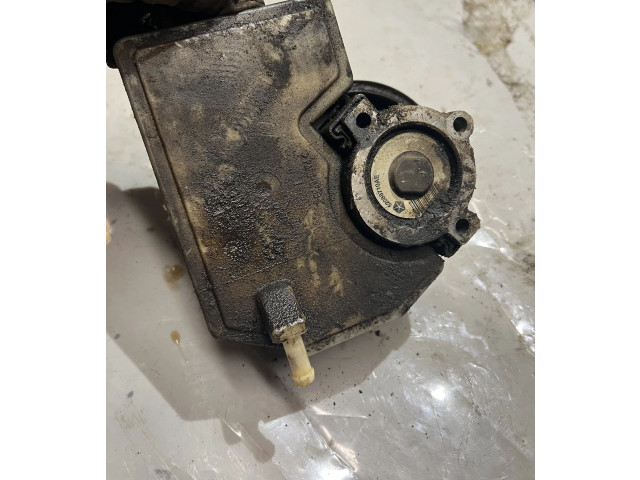 Насос усилителя руля Jeep Cherokee III KJ  2001-2008 года 52088710AE      