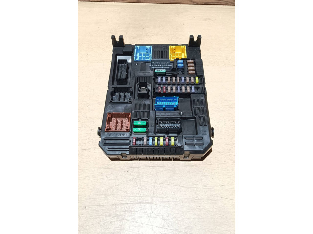 Блок предохранителей       Peugeot 2008 II  2019 -  года   