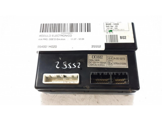 Блок управления 954001H020   KIA Ceed