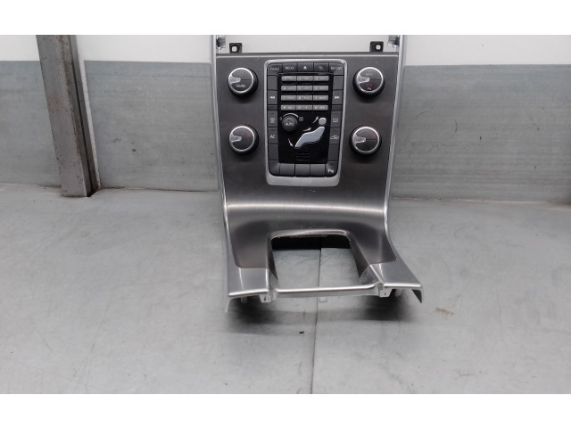 Блок управления климат-контролем 8632427 Volvo V60