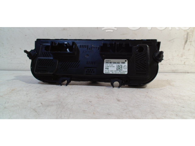 Блок управления климат-контролем 3V0907044AQ   Skoda Superb B8 (3V)