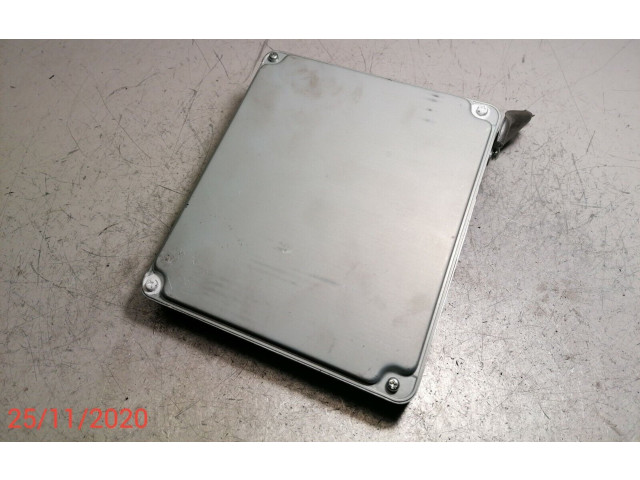 Řídící jednotka 8966105A21 Toyota Avensis T250 2005