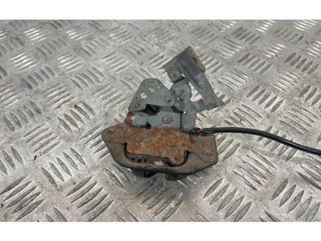 Замок багажника Nissan Pathfinder R51 2005 - 2012 года