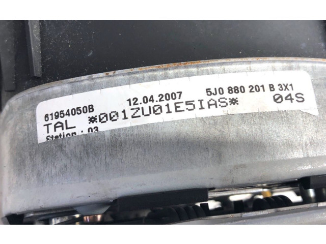 Подушка безопасности водителя 5J0880201B Skoda Fabia Mk1 (6Y)