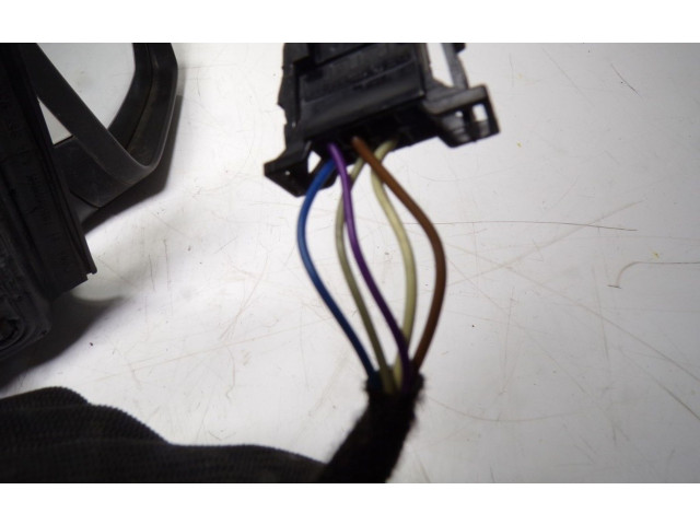 Зеркало электрическое Skoda Rapid (NH) 2012 - 2019 года