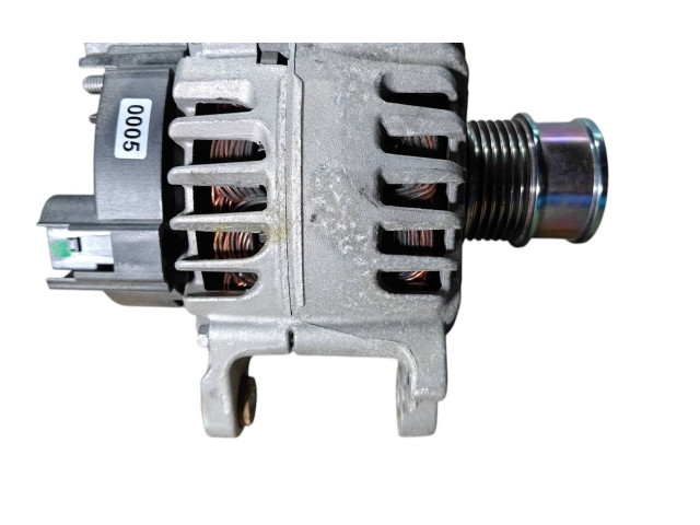 Генератор 04E903015, 2715542C   Skoda Fabia Mk3 (NJ)      