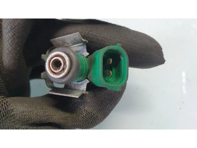 Vstřikovač Peugeot 106 pro naftový motor 1.5