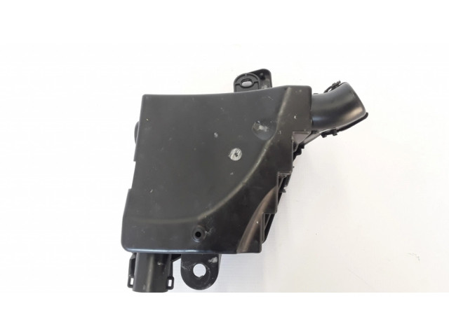   Pojistková skříňka 8200790426   Dacia Duster 2010