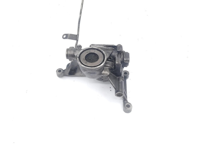 Масляный насос   059115105, 670815781  Audi A6 S6 C5 4B 