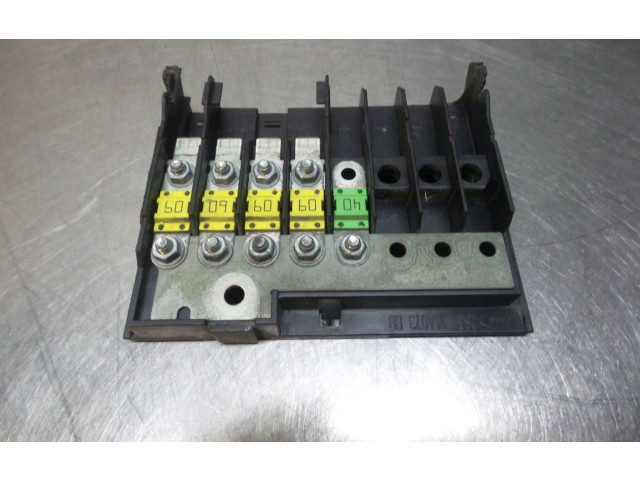 Блок предохранителей  1394252, 1394252   Ford Fusion    