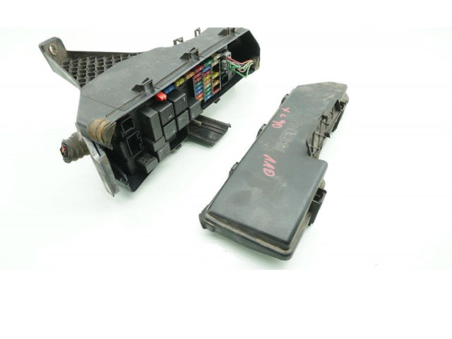 Блок предохранителей 8678449, 8678449 Volvo XC90