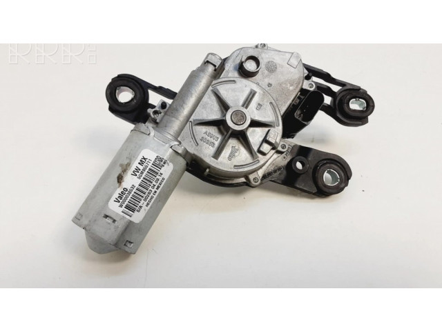 Моторчик заднего дворника 5GM955711    Volkswagen Golf VII