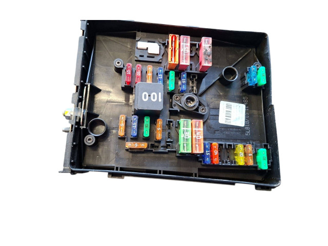 Блок предохранителей 1K0937118, 1K0937125D   Skoda Yeti (5L)    