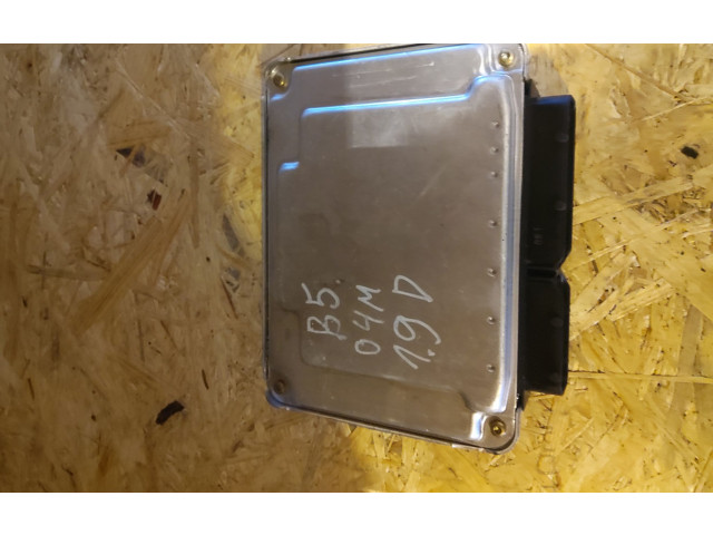 Řídící jednotka 038906019EA, 0281010554 Volkswagen PASSAT B5.5 2003