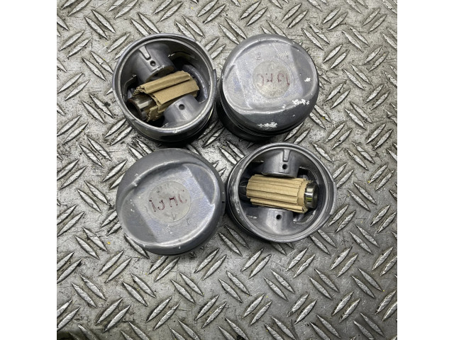 Píst Ford Escort pro naftový motor 2.0