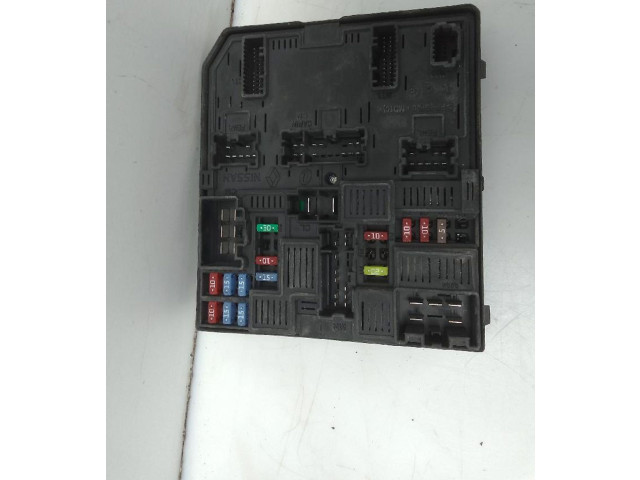 Pojistková skříňka 1313872194 Nissan Qashqai+2 2013