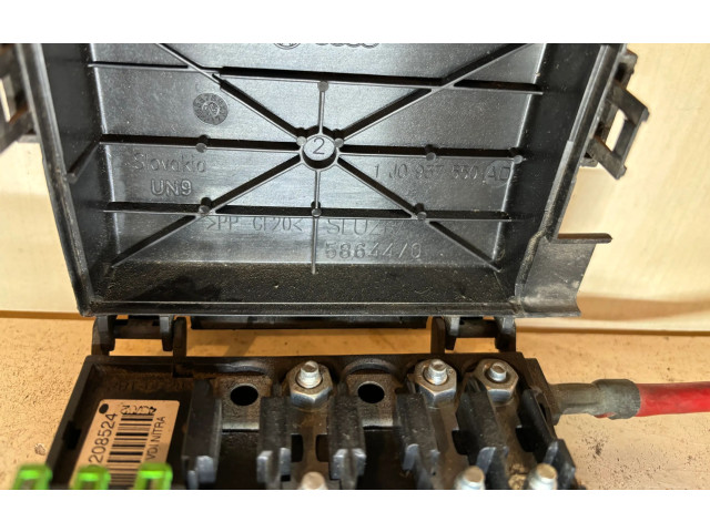 Блок предохранителей 1J0937550AD, 1J0937550 Skoda Octavia Mk1 (1U)