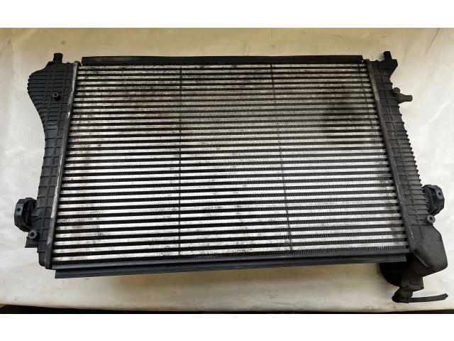 Интеркулер  1K0145928D   Volkswagen Touran I 