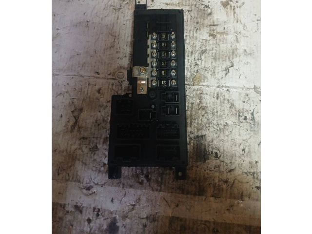 Блок предохранителей 9452993, 518323118 Volvo V70